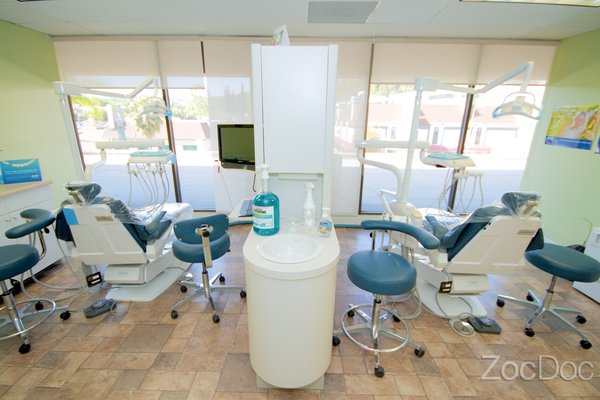 Maryam Navab, DDS - Easy Family Dental